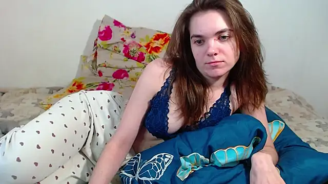 SallyMkn online show from 05/03/26, 04:02