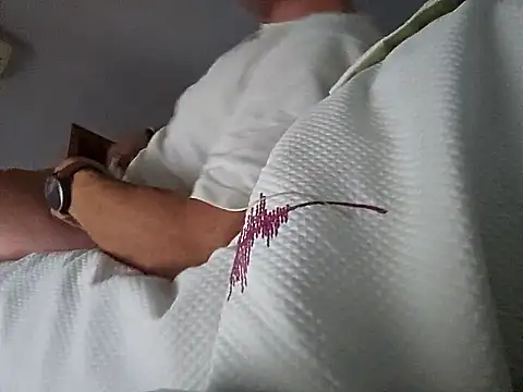 Lucas   81 online show from 11/17/25, 01:28