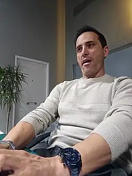 Snapshot of Lucas___81 chatting on 01/13/26, 07:19 Lucas 81 online show from 01/13/26, 07:19