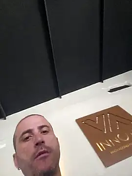 Lucas   81 online show from 03/28/26, 09:42