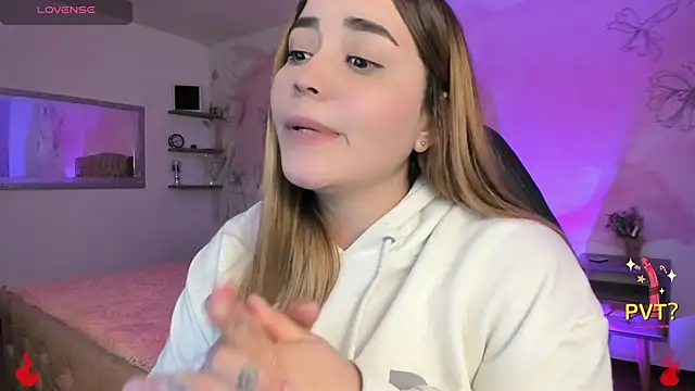 Lucia star   online show from 02/18/25, 05:42