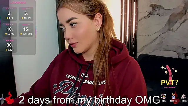 Lucia star   online show from 09/16/25, 07:04