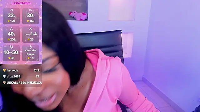 Snapshot of IvyBliss8 chatting on 02/17/25, 06:48 IvyBliss8 online show from 02/17/25, 06:48