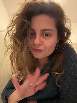 ItalianiMuli online show from 02/15/25, 03:17