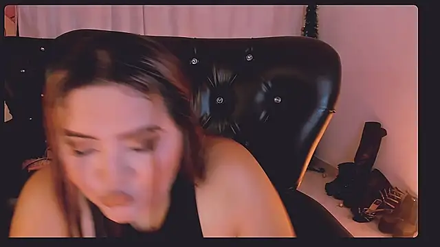 Agatha humidity online show from 03/23/25, 04:49