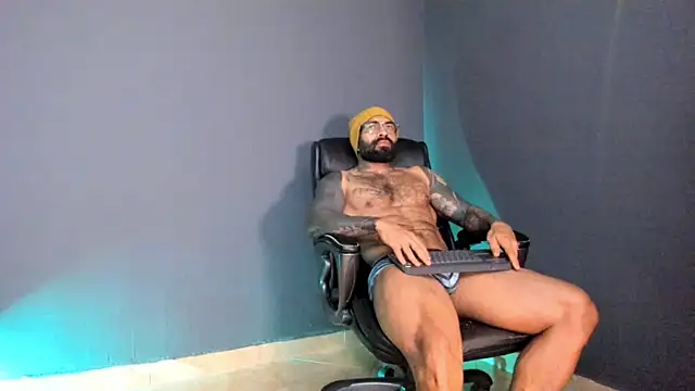 Brock hurn1 online show from 02/19/25, 02:23