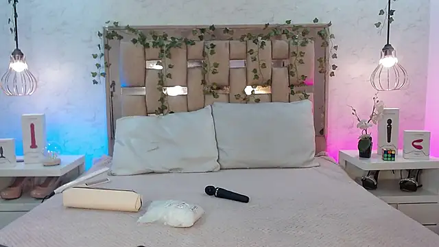 GigiVolkova online show from 11/26/25, 03:18