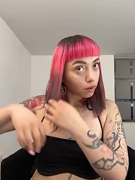 GigiVolkova online show from 12/03/25, 01:02