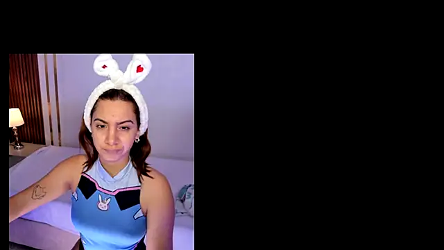 Snapshot of CamilaVegas_ chatting on 05/26/26, 12:45 CamilaVegas online show from 05/26/26, 12:45