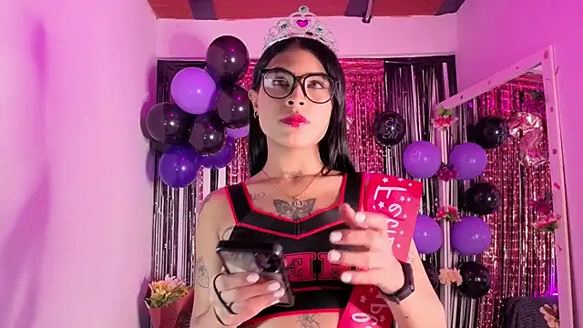 Dolcee zoe online show from 12/02/25, 09:21