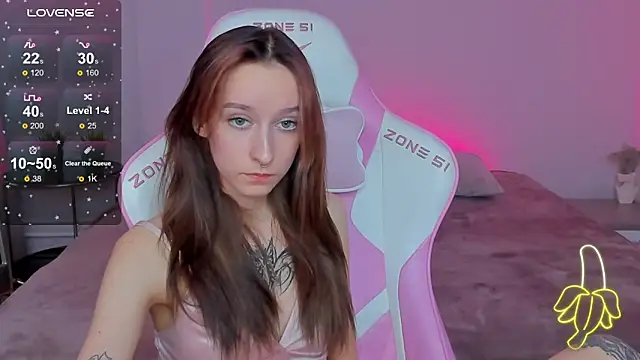 Snapshot of Doris_Scott chatting on 03/13/25, 08:15 Doris Scott online show from 03/13/25, 08:15