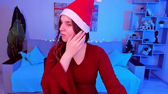 Snapshot of BonneyLove chatting on 12/24/24, 09:11 BonneyLove online show from 12/24/24, 09:11