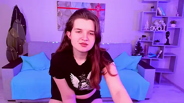 Snapshot of BonneyLove chatting on 01/05/25, 05:30 BonneyLove online show from 01/05/25, 05:30