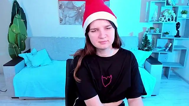 Snapshot of BonneyLove chatting on 01/06/25, 07:35 BonneyLove online show from 01/06/25, 07:35