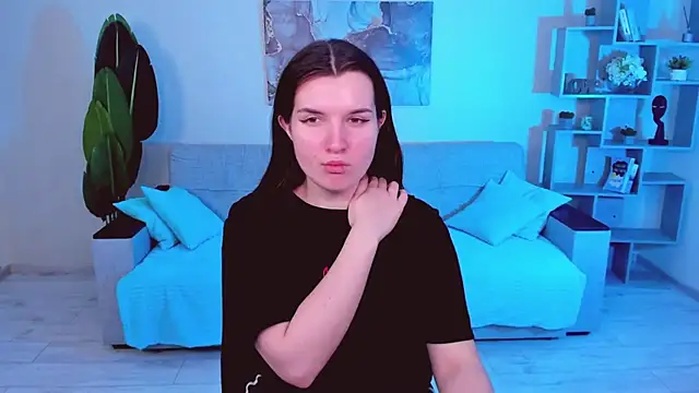 Snapshot of BonneyLove chatting on 02/12/25, 09:11 BonneyLove online show from 02/12/25, 09:11