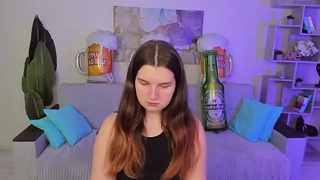 Snapshot of BonneyLove chatting on 09/25/25, 05:27 BonneyLove online show from 09/25/25, 05:27