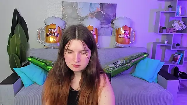 Snapshot of BonneyLove chatting on 10/01/25, 05:41 BonneyLove online show from 10/01/25, 05:41