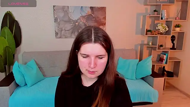 Snapshot of BonneyLove chatting on 11/21/25, 08:29 BonneyLove online show from 11/21/25, 08:29