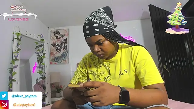 Snapshot of Alexa_paytom1 chatting on 12/22/24, 10:15 Alexa paytom1 online show from 12/22/24, 10:15