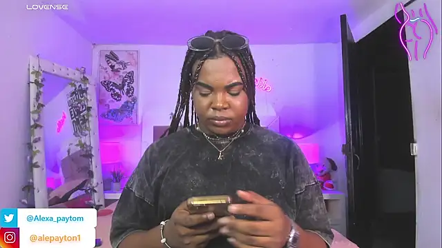 Snapshot of Alexa_paytom1 chatting on 01/11/25, 11:35 Alexa paytom1 online show from 01/11/25, 11:35