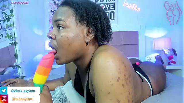 Snapshot of Alexa_paytom1 chatting on 03/20/25, 12:08 Alexa paytom1 online show from 03/20/25, 12:08