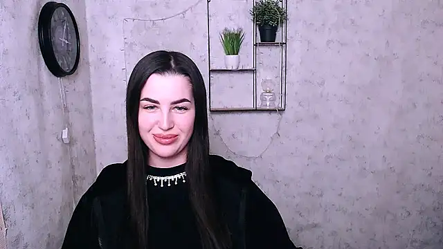 Snapshot of DivaKaily_ chatting on 12/07/24, 10:12 DivaKaily  online show from 12/07/24, 10:12