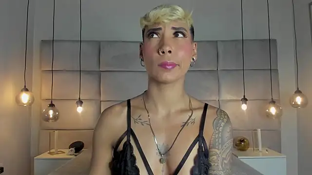 MiaMorgan  online show from 01/24/25, 11:59