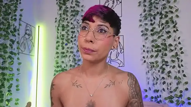MiaMorgan  online show from 05/12/26, 03:20