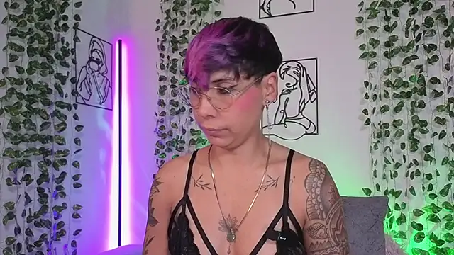 MiaMorgan  online show from 06/11/26, 04:05