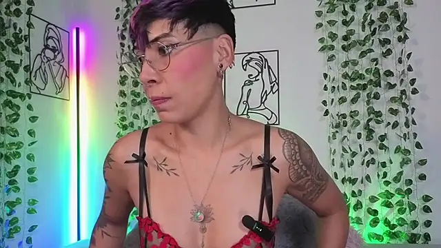 MiaMorgan  online show from 06/12/26, 03:33
