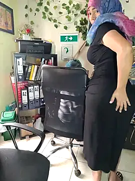 NAJWA-ARAB online show from 03/06/25, 02:40