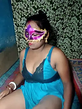 Snapshot of AparnaBoudi chatting on 06/14/26, 06:54 AparnaBoudi online show from 06/14/26, 06:54