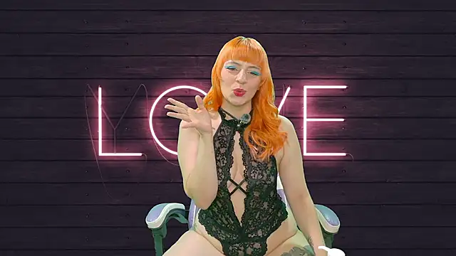 Snapshot of Dolce--Mia---Bianchi__07 chatting on 02/16/26, 06:59 Dolce--Mia---Bianchi 07 online show from 02/16/26, 06:59