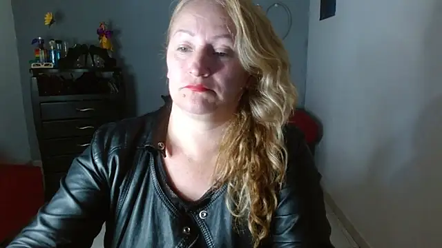 emperabigbootybigass online show from 01/22/25, 01:21