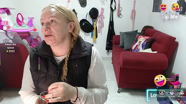 emperabigbootybigass online show from 11/25/25, 12:16