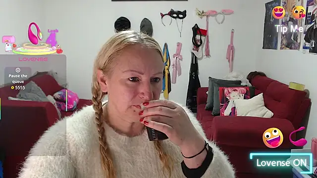 emperabigbootybigass online show from 11/28/25, 12:19