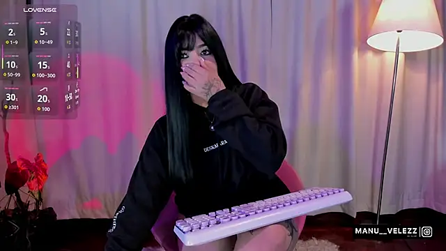 Snapshot of Manu_Velez chatting on 02/27/26, 08:14 Manu Velez online show from 02/27/26, 08:14