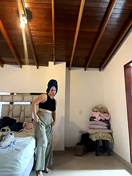 nova lane online show from 11/06/25, 02:51