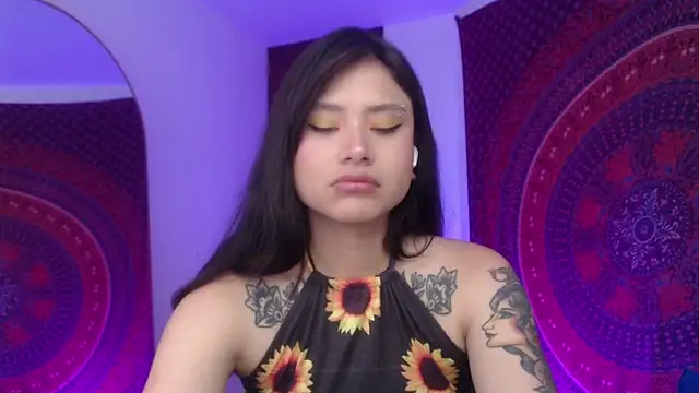 Snapshot of _Valkyrie chatting on 03/17/26, 05:38 Valkyrie online show from 03/17/26, 05:38