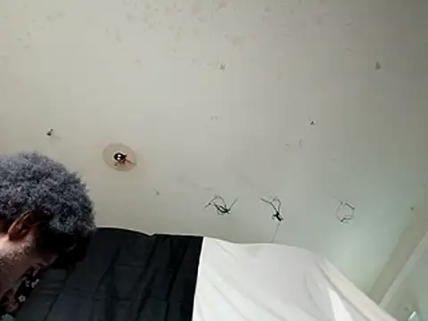 DevinToore online show from 12/22/25, 11:13