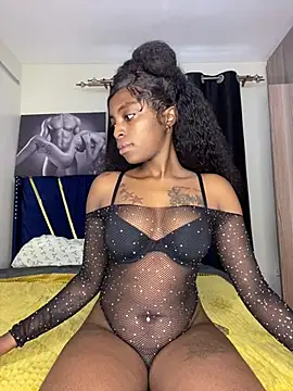 Snapshot of Sasha-smiles chatting on 03/23/26, 08:29 Sasha-smiles online show from 03/23/26, 08:29