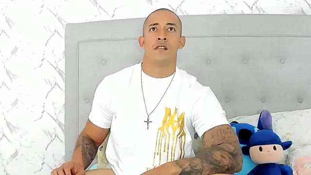 Snapshot of luigiferrara chatting on 02/05/25, 09:07 luigiferrara online show from 02/05/25, 09:07