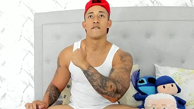 Snapshot of luigiferrara chatting on 02/14/25, 10:36 luigiferrara online show from 02/14/25, 10:36