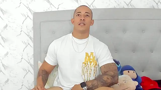 Snapshot of luigiferrara chatting on 03/07/25, 08:33 luigiferrara online show from 03/07/25, 08:33