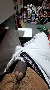 Snapshot of dickerdaddy25 chatting on 01/22/25, 02:14 dickerdaddy25 online show from 01/22/25, 02:14