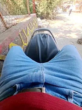 Snapshot of dickerdaddy25 chatting on 03/18/25, 08:47 dickerdaddy25 online show from 03/18/25, 08:47