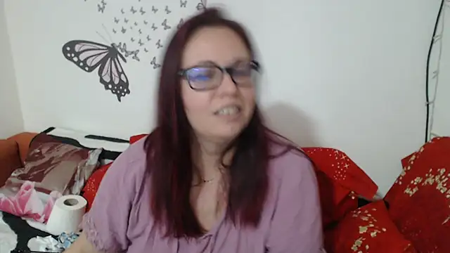 LadyHellene online show from 02/11/25, 05:40