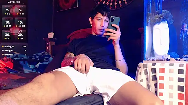 Snapshot of Godly_huan chatting on 12/19/25, 07:15 Godly huan online show from 12/19/25, 07:15