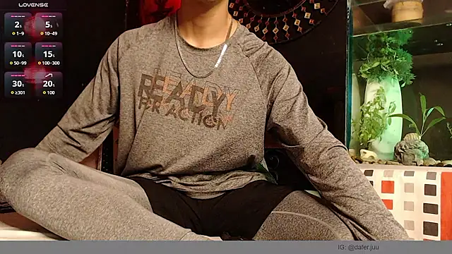 Snapshot of Godly_huan chatting on 01/16/26, 07:23 Godly huan online show from 01/16/26, 07:23