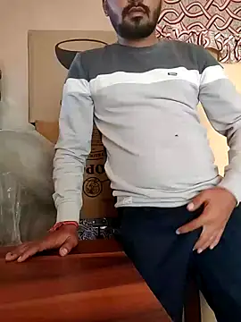 Snapshot of Jayesh_Love chatting on 01/01/25, 08:45 Jayesh Love online show from 01/01/25, 08:45